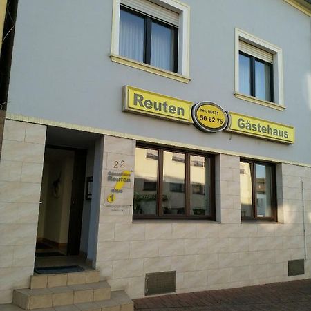 Gastehaus Reuten Bed & Breakfast Ensdorf Luaran gambar